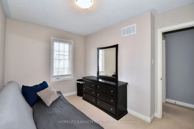 Additional image 15 of 70 Jeremiah Lane