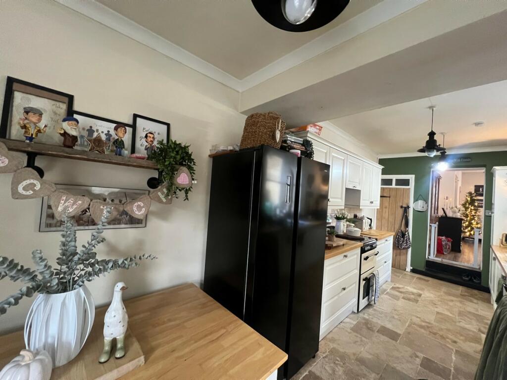 Additional image 2 of Station Terrace Treherbert - Treorchy