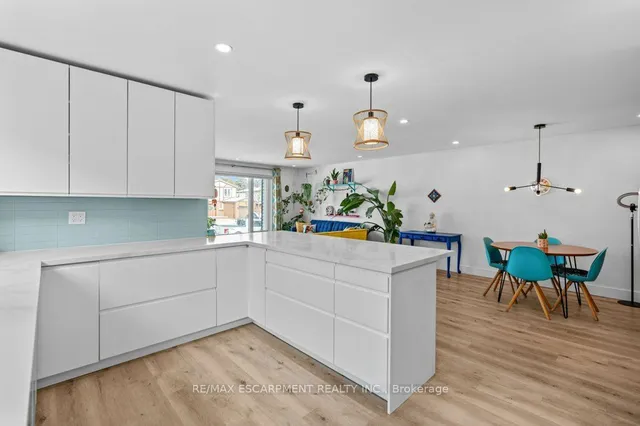 Additional image 16 of 3346 Hannibal Rd