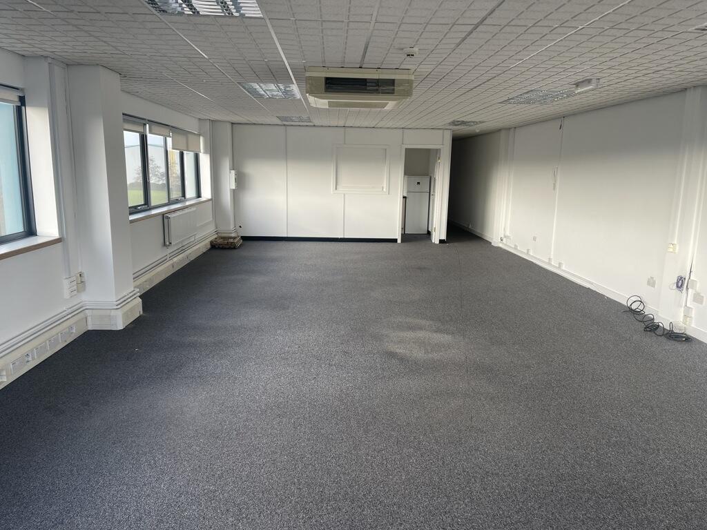 Additional image 6 of Unit 9, Walker Park Industrial Estate, Blackburn, Lancashire, BB1 2QE