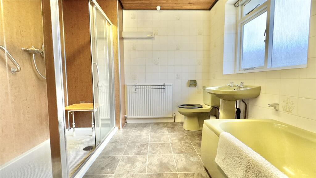 Additional image 18 of Menlo Close, Oxton, Wirral, CH43