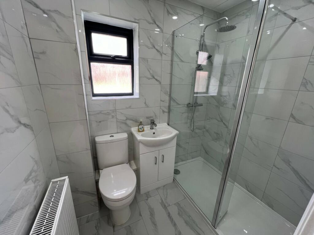 Additional image 12 of Woodland Vale Treorchy - Treorchy