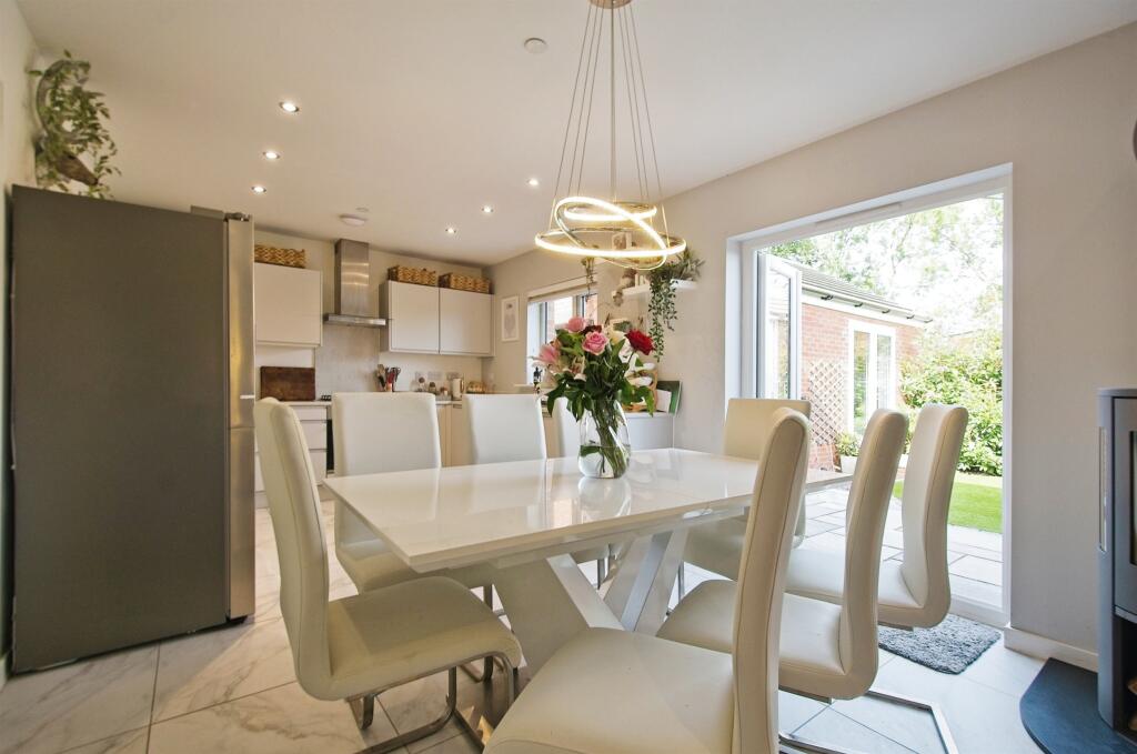 Additional image 21 of Maes Hedd, Llanilid, PONTYCLUN