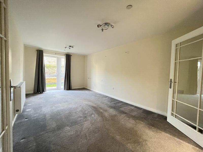 Additional image 3 of 12 De Clare Lodge, Cowbridge, The Vale of Glamorgan CF71 7FR