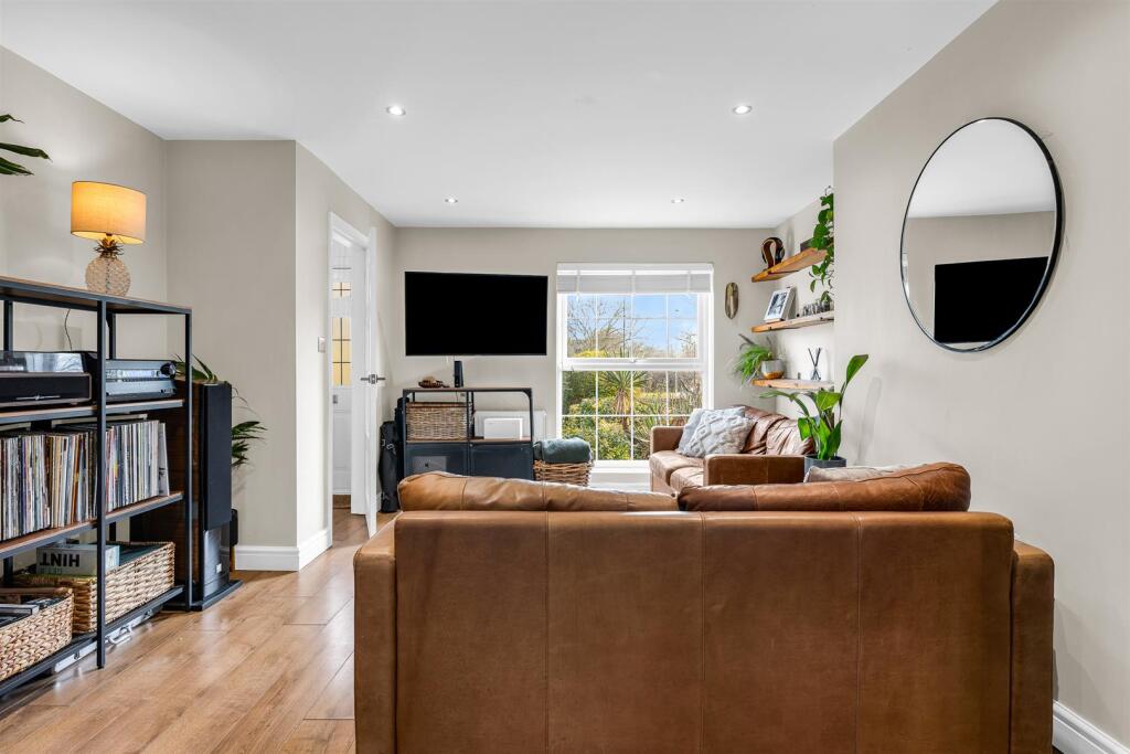 Additional image 8 of Chequers, Welwyn Garden City