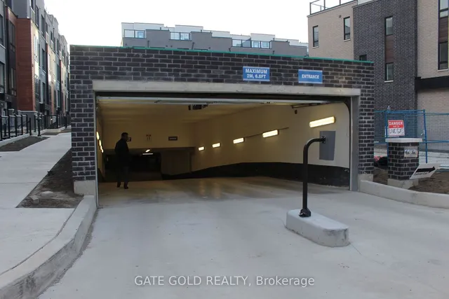 Additional image 19 of 11 # 35 PRIYA Lane