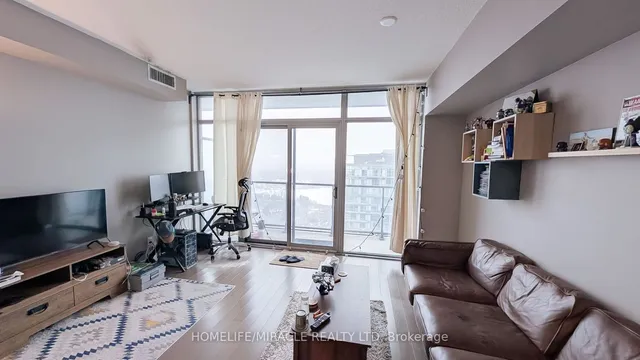 Additional image 2 of 105 The Queensway Unit 3012