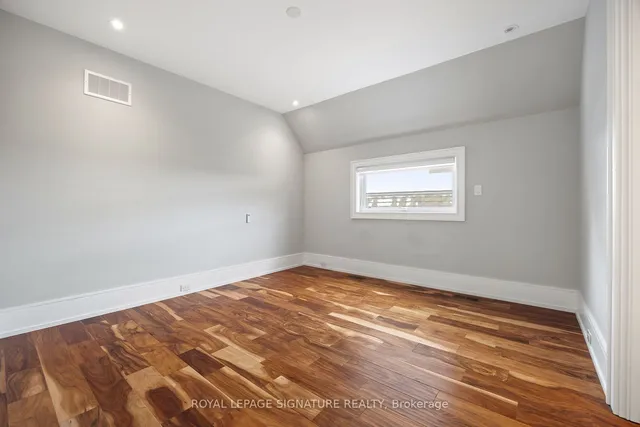 Additional image 19 of 90 Upper Canada Dr