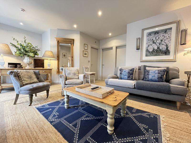 Additional image 18 of 40 Eastgate, Cowbridge, The Vale of Glamorgan CF71 7DG