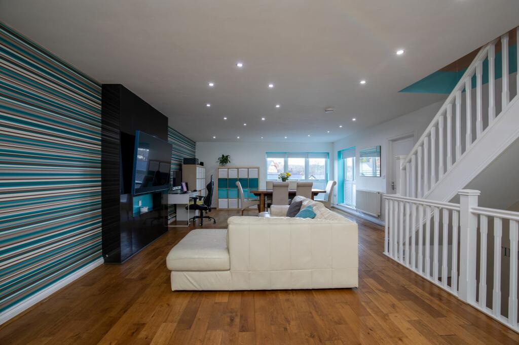 Additional image 3 of Duffryn Oaks Drive, Pencoed, CF35