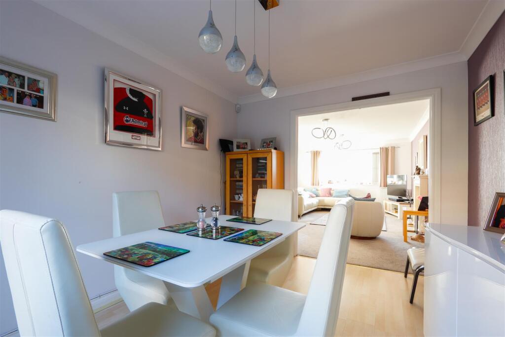 Additional image 8 of Afal Sur, Barry