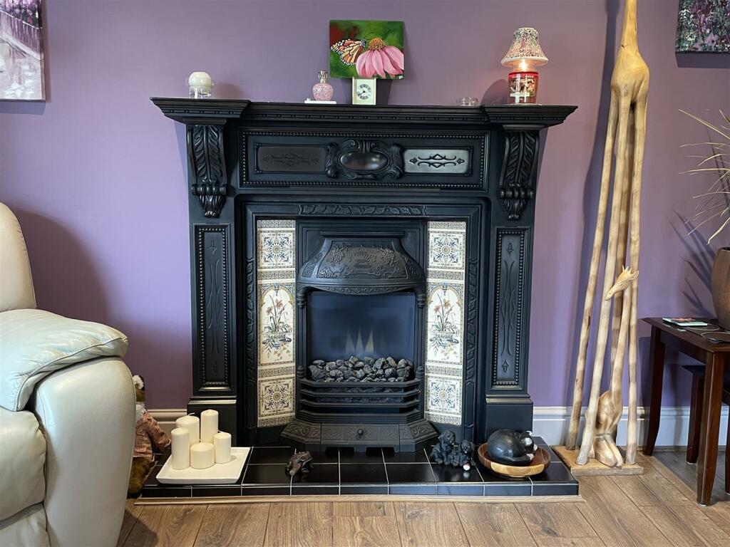 Additional image 7 of Hillside Cottage, Meadow Lane, Off Red Hill Road, Storeton