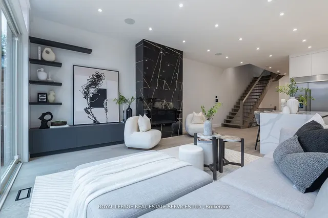 Additional image 13 of 241B Evelyn Ave