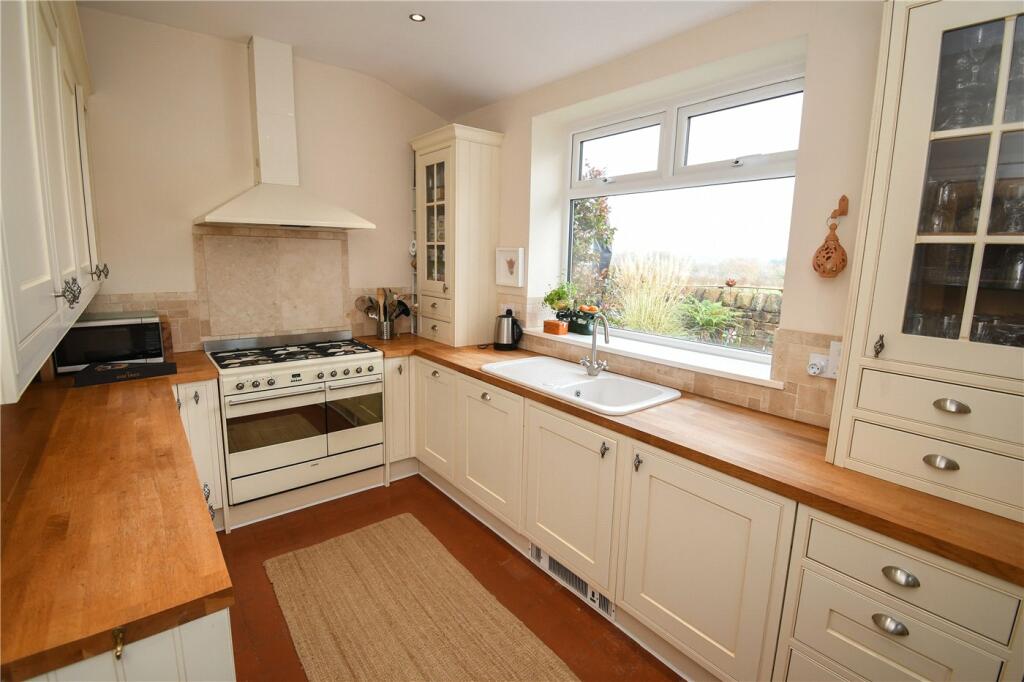 Additional image 4 of Rocklands Lane, Thornton Hough, Cheshire