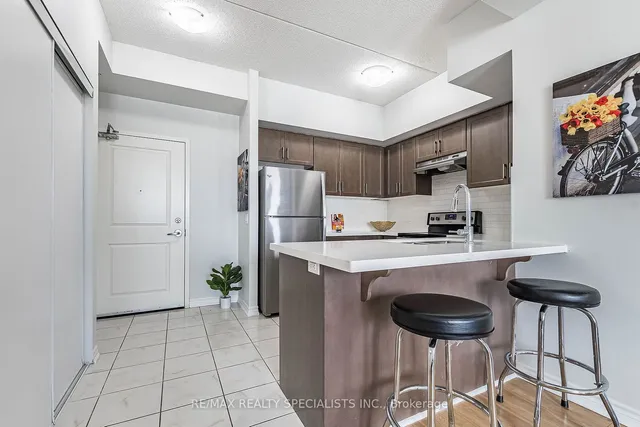 Additional image 10 of 640 Sauve St Unit 221