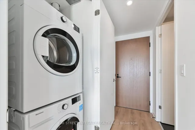 Additional image 19 of 8 Tippett Rd Unit 1208