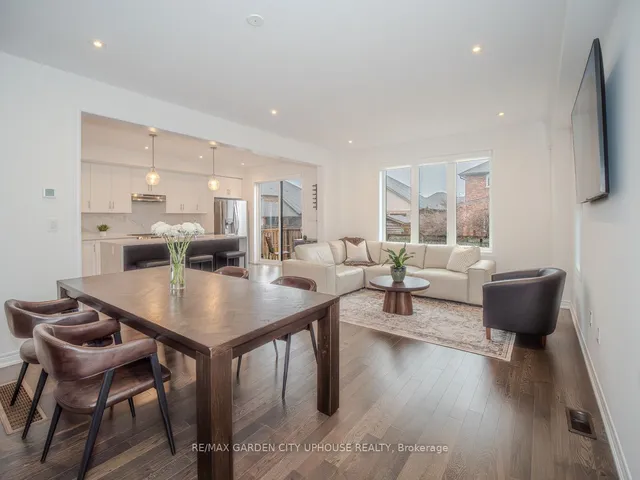 Additional image 3 of 111 STARFIRE Cres