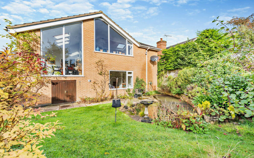 Additional image 18 of Elizabeth Crescent, Chester, Cheshire, CH4