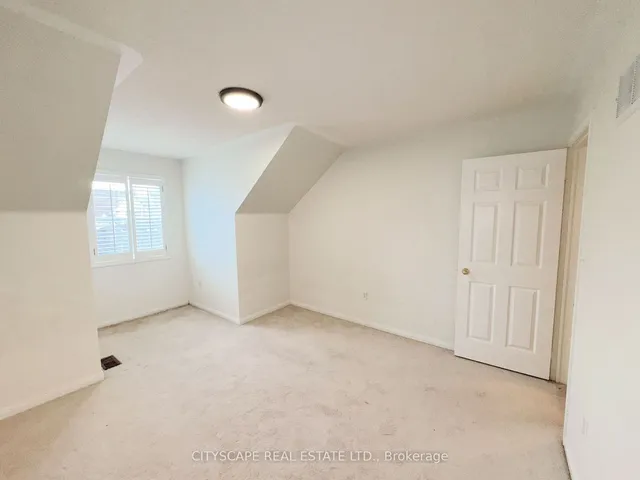 Additional image 20 of 1518 Swann Cres