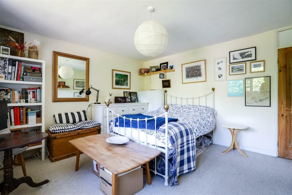 Additional image 18 of Tal Y Llyn, Castle Court, Llandough, Nr Cowbridge, Vale Of Glamorgan, CF71 7LZ