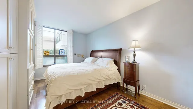 Additional image 16 of 350 Lonsdale Rd Unit 102