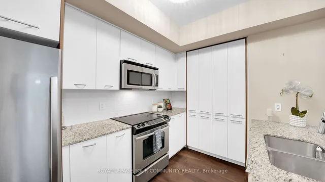 Additional image 10 of 15 Valhalla Inn Rd Unit TH12