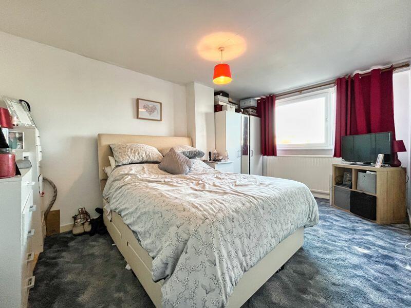 Additional image 7 of 37 West Park Drive, Porthcawl, CF36 3RG