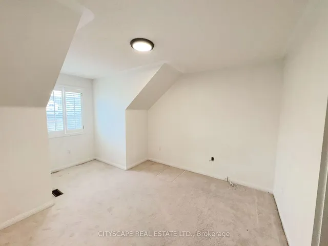 Additional image 24 of 1518 Swann Cres