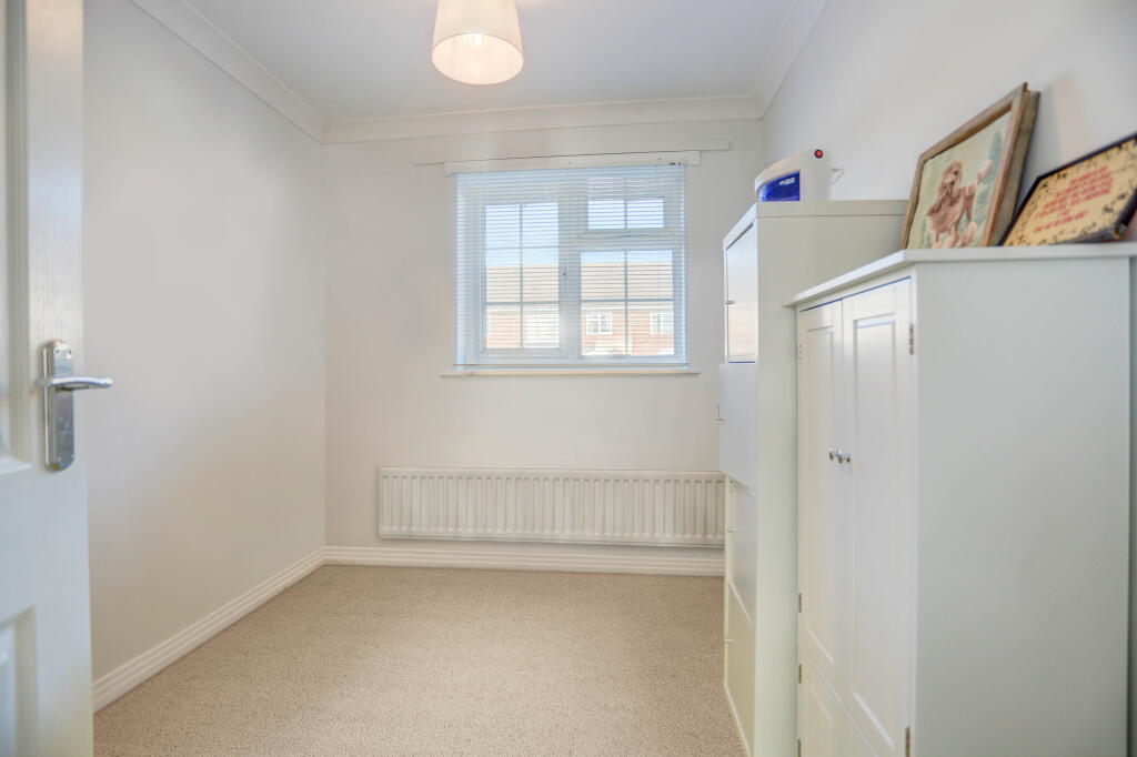 Additional image 10 of Fulmar Close, Hove, East Sussex, BN3