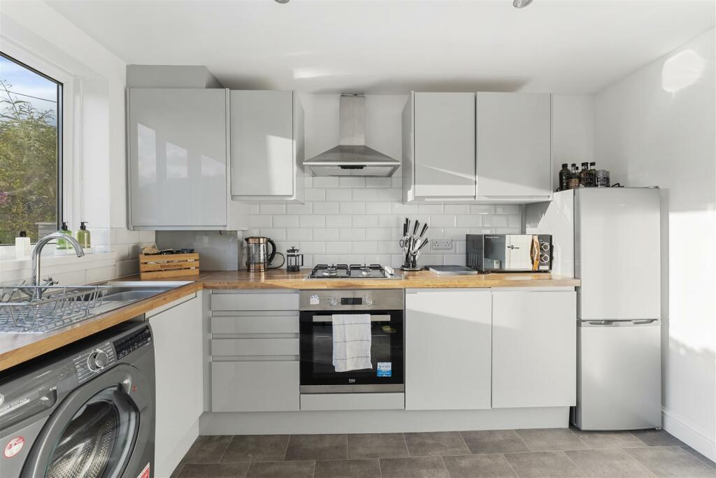 Additional image 9 of Upper Alma Place, Pentre