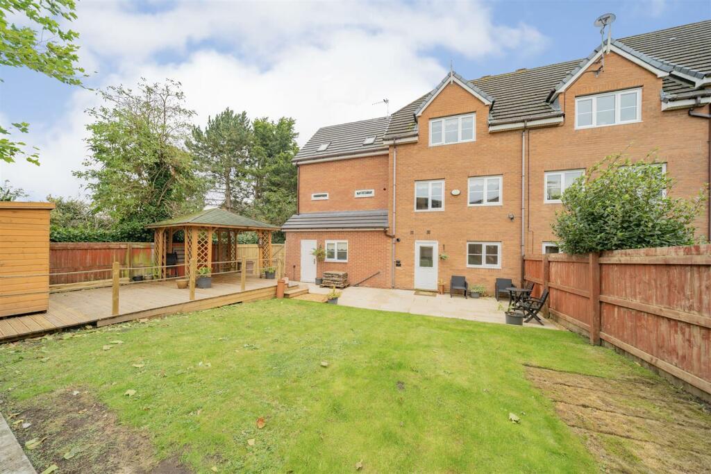 Additional image 36 of East O' Hills Close, Heswall, Wirral, CH60