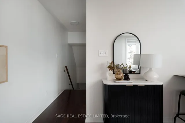 Additional image 11 of 72 Munro St Unit 3
