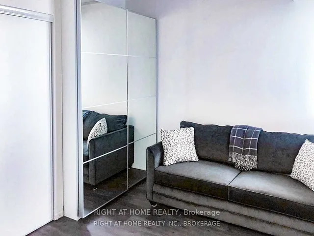 Additional image 10 of 88 Blue Jays Way Unit 3309