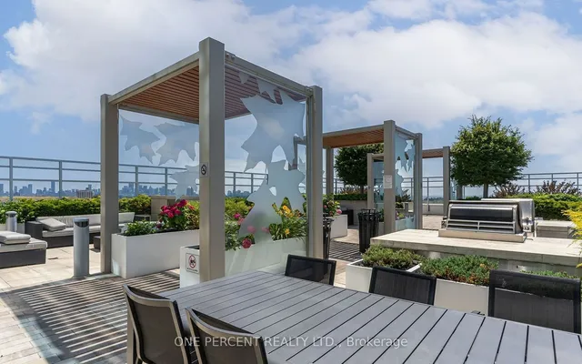 Additional image 19 of 1830 Bloor St Unit UPH1