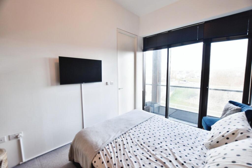 Additional image 9 of Lake Shore Drive, Bristol