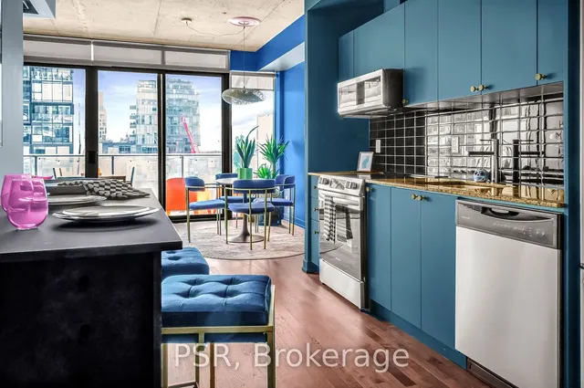 95 Bathurst St Unit 816