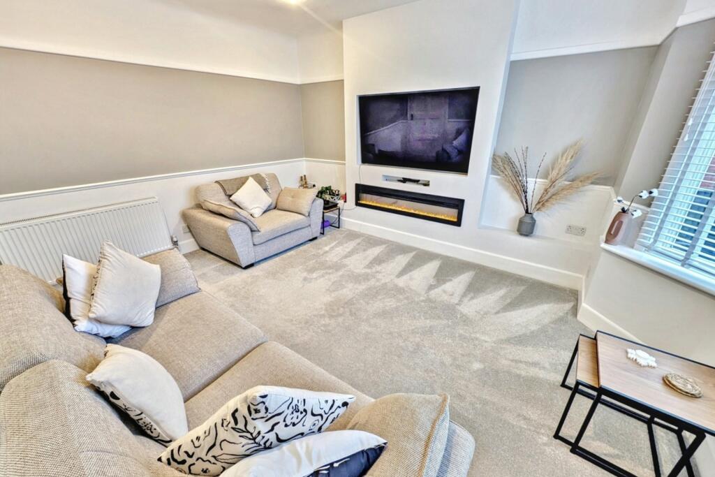 Additional image 4 of Moordown