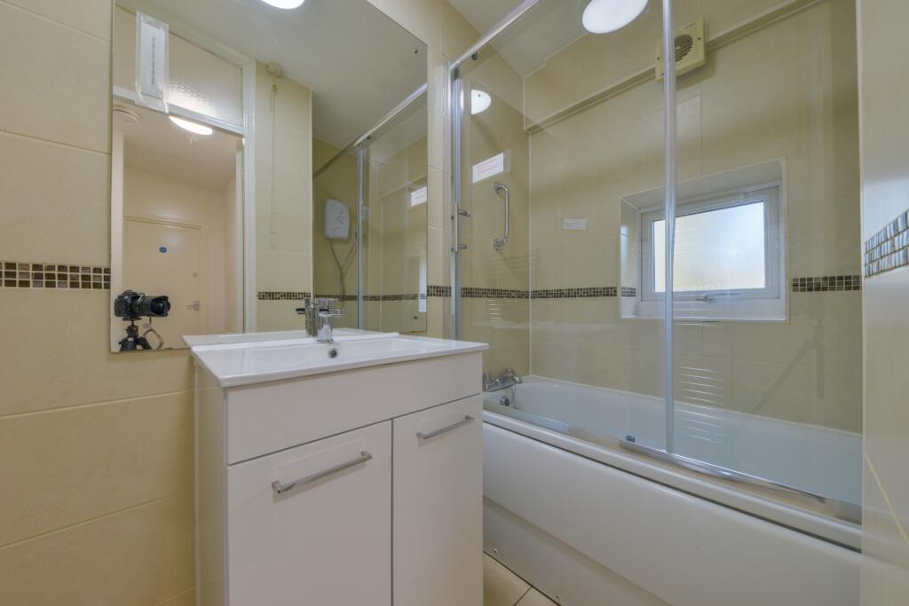 Additional image 10 of Shallcross Crescent, Hatfield, AL10