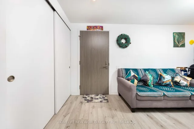 Additional image 19 of 161 Roehampton Ave Unit 603