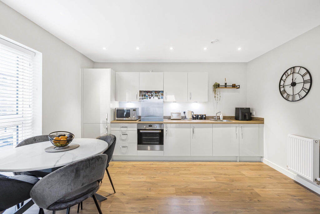 Additional image 6 of Welwyn Garden City, Hertfordshire, AL7