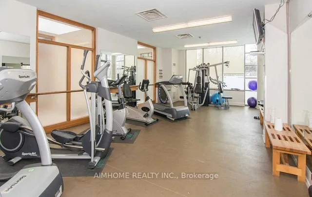 Additional image 4 of 3830 Bathurst St Unit 410