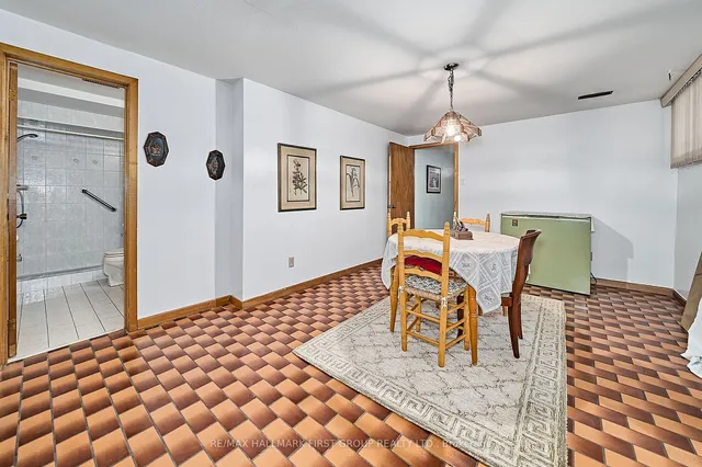 Additional image 30 of 10 Romanway Cres