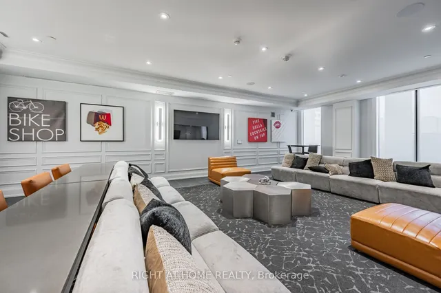 Additional image 39 of 270 Dufferin St Unit 506