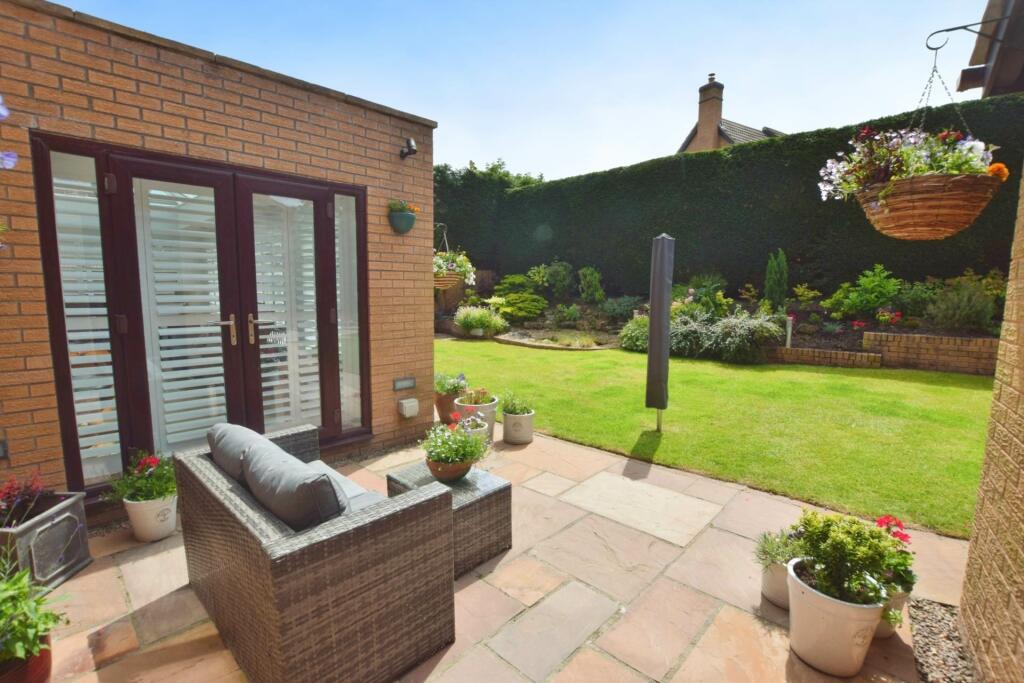 Additional image 37 of Dibbinview Grove, Spital