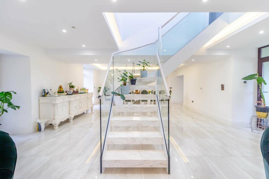 Additional image 11 of Rudry