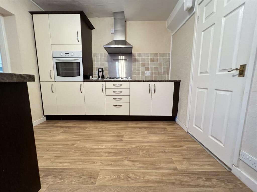 Additional image 4 of Somerset Road, Pensby, Wirral