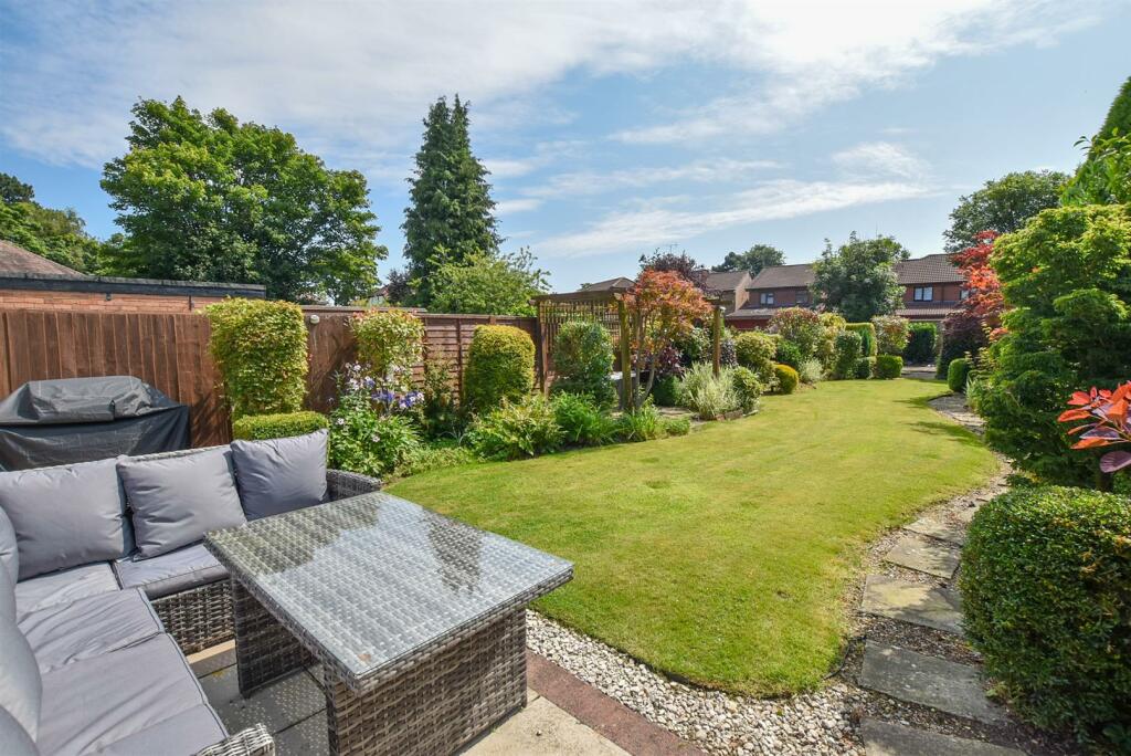 Additional image 17 of Morland Avenue, Bromborough