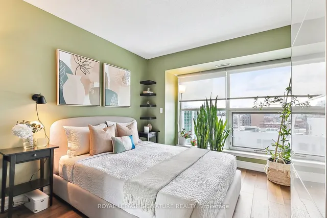 Additional image 25 of 36 Blue Jays Way Unit 903