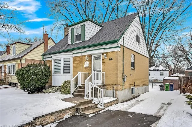 Additional image 39 of 44 Patika Ave