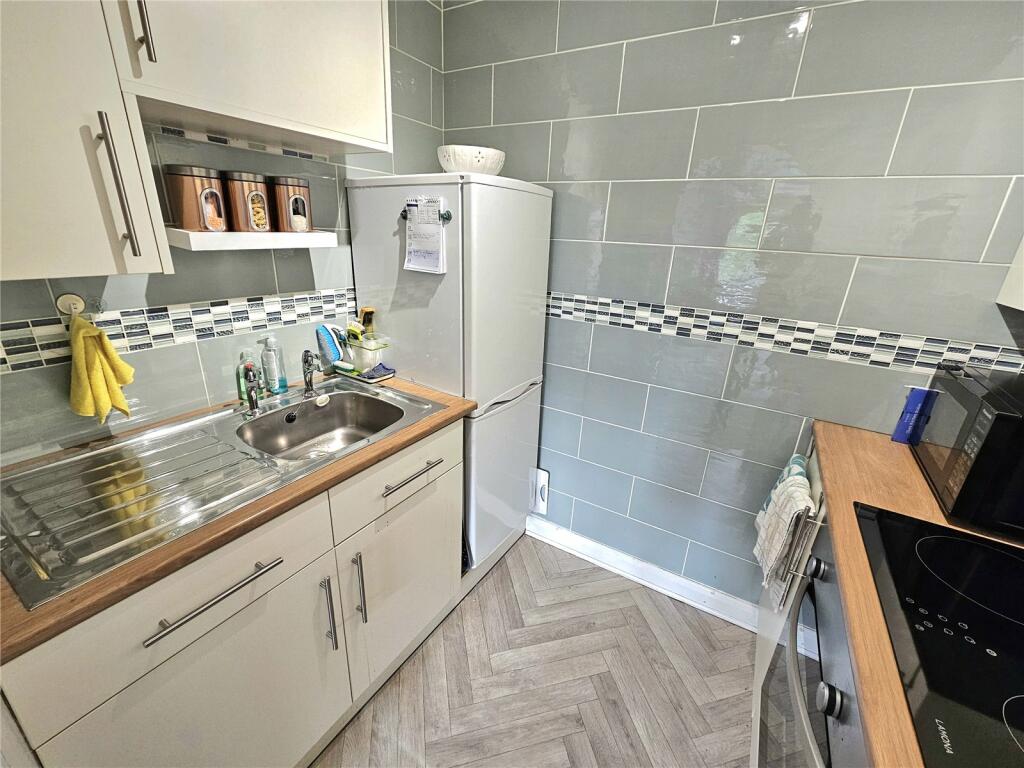 Additional image 3 of Hesslewell Court, Heswall, Wirral, CH60